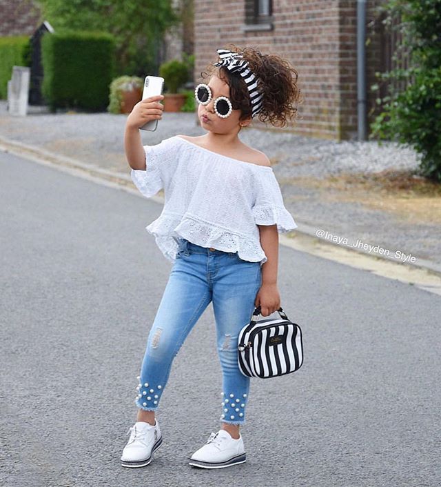 Girls' Collar Lace Top with Jeans Set